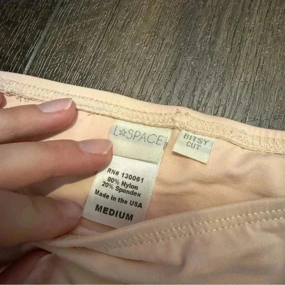 L space blush crochet bikini bottoms M - Picture 3 of 4